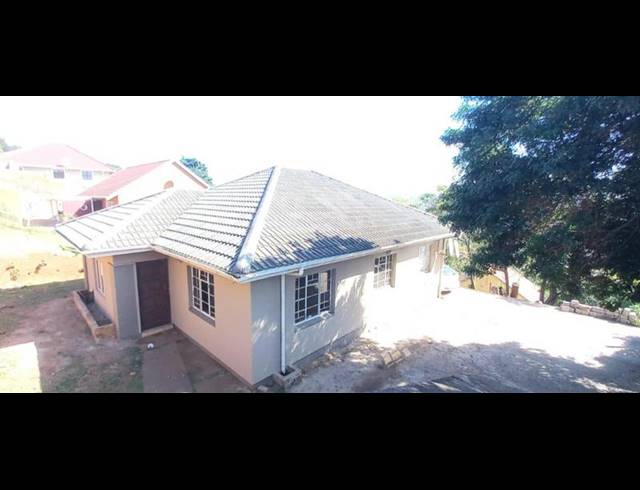 3 BEDROOM HOUSE FOR SALE IN MONTCLAIR